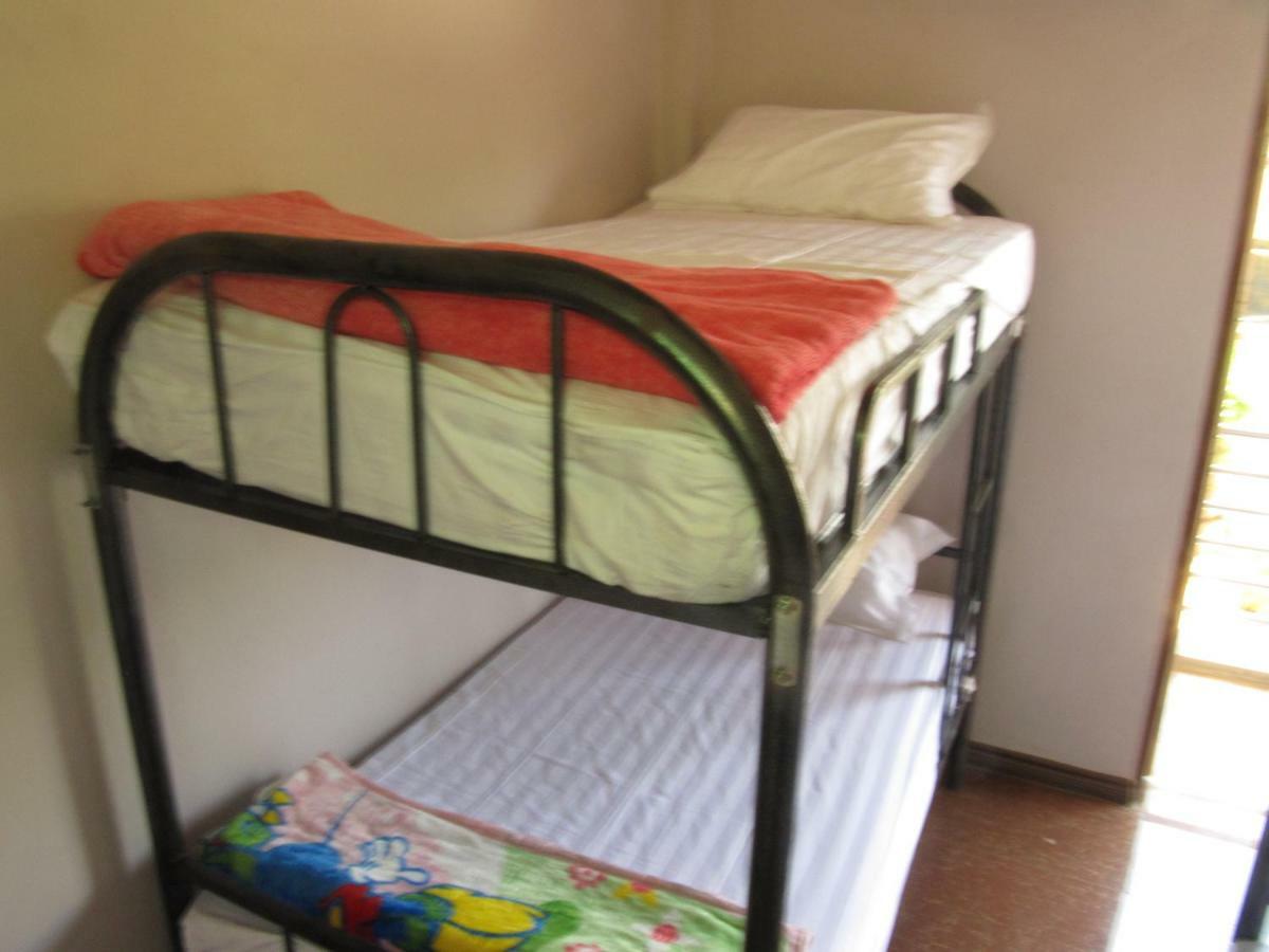 Lux Pillow Hostel Hpa-an Extérieur photo